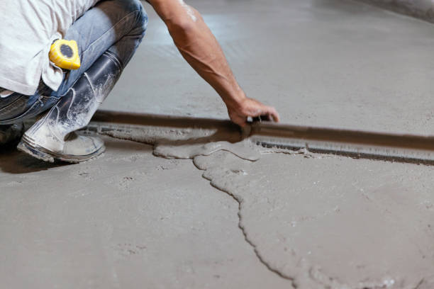 Best Concrete Pool Decks in Evansville, IN